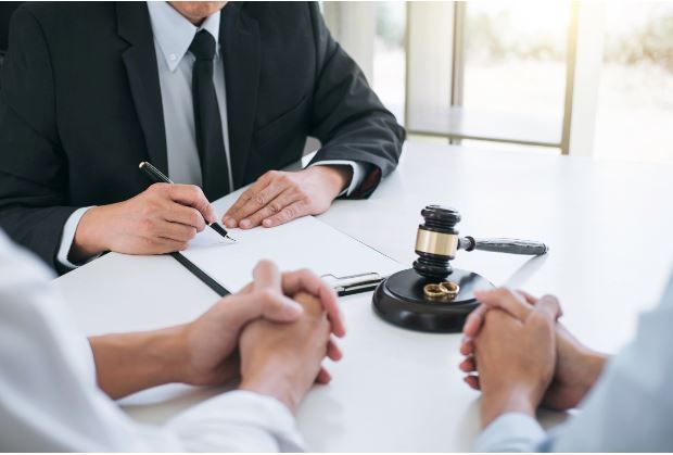 وکیل جهانتیغ بهترین وکیل کیفری و حقوقی در زاهدان بهشتی